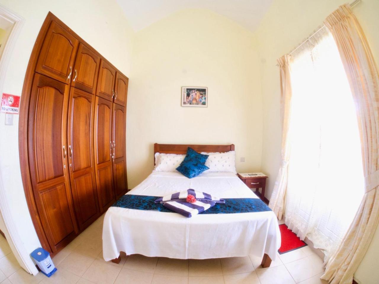 Azure Villa Belle Mare