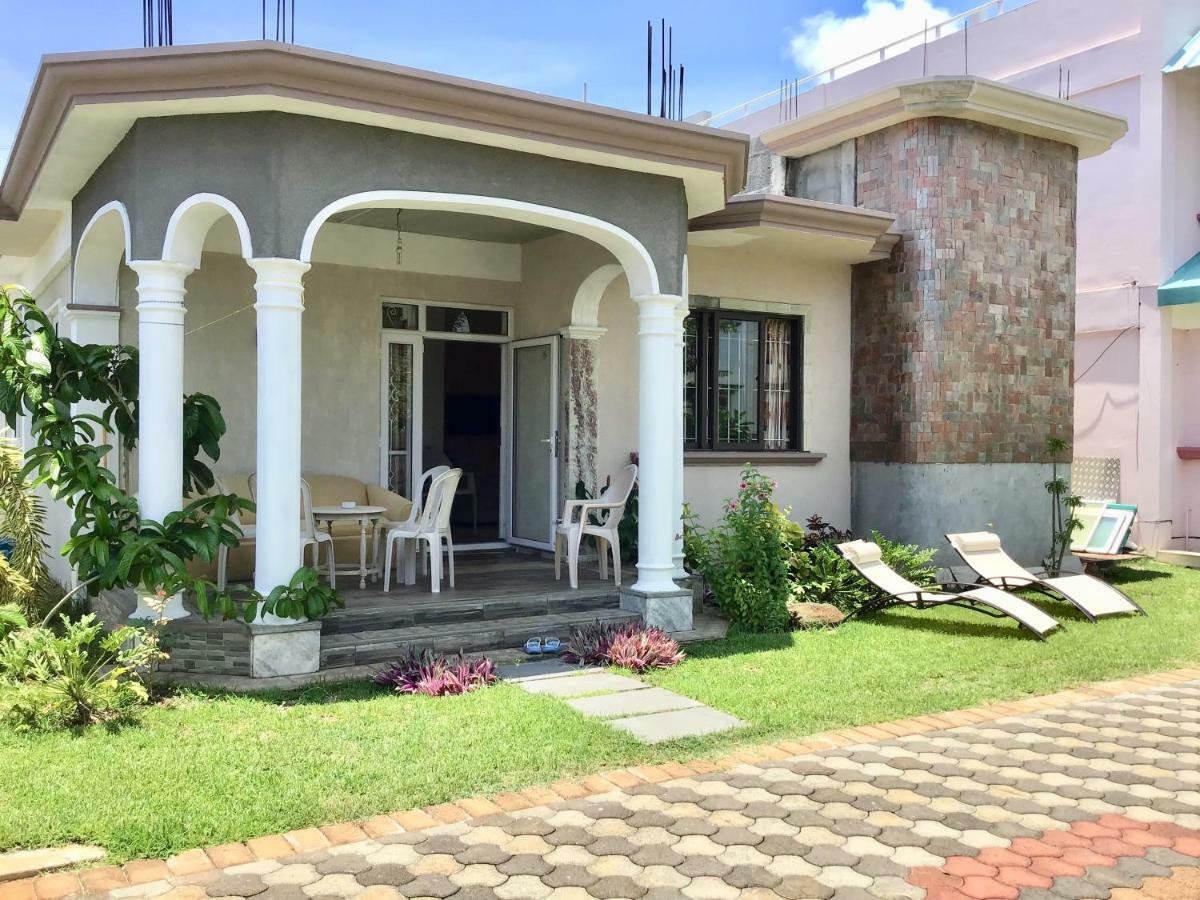 Pousada Cardamon Villa: Beachside Retreat With Pool