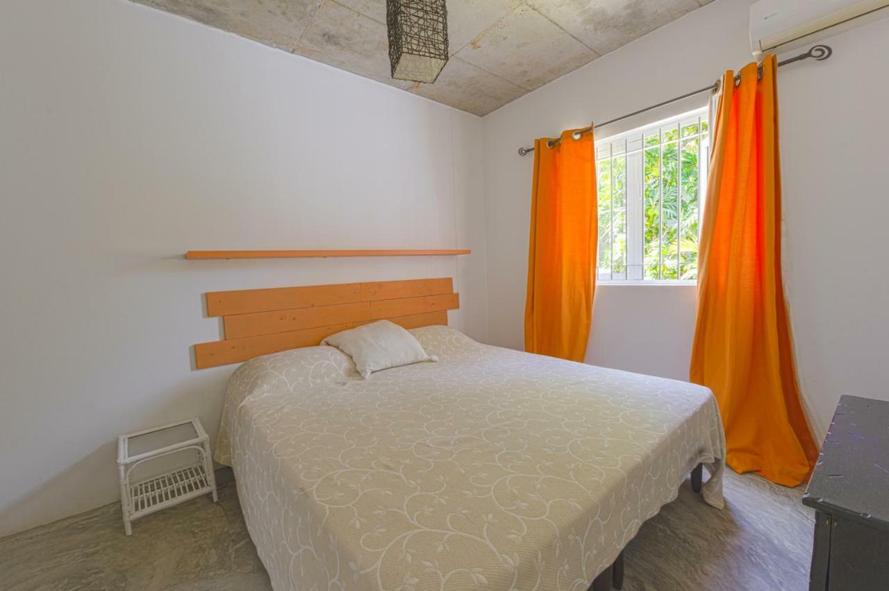 La Creole Holiday home Roches Noires
