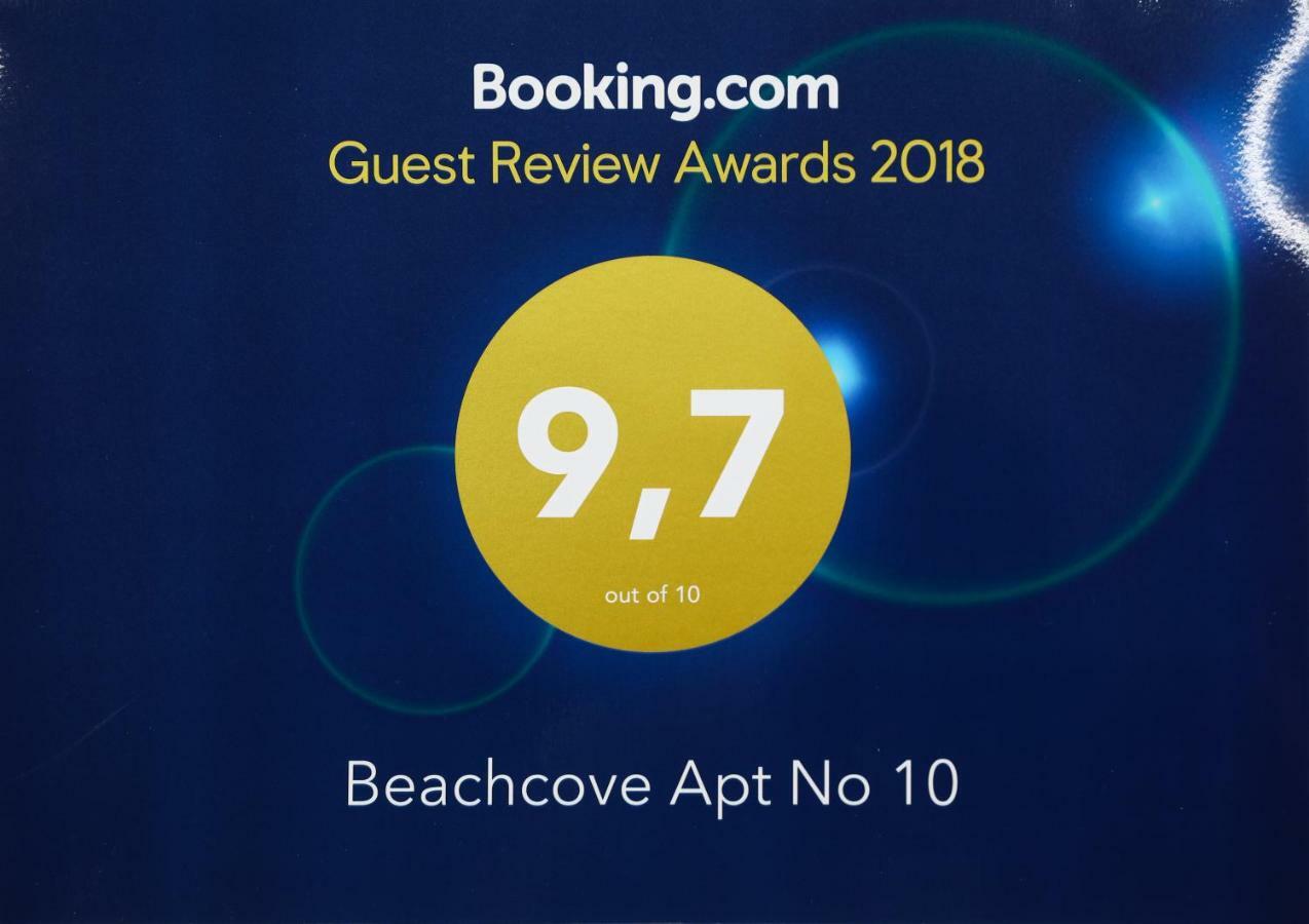 Beachcove No 10 Pereybere Beach