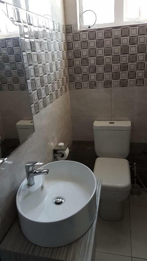 Easy World Aparthotel
