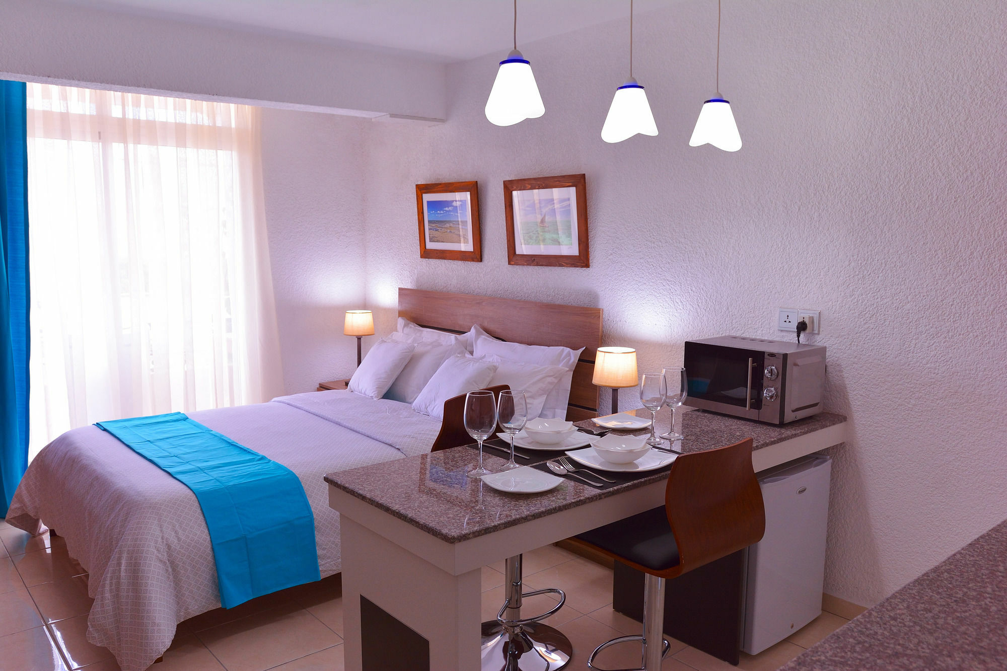 Silverleaf Service Apartment