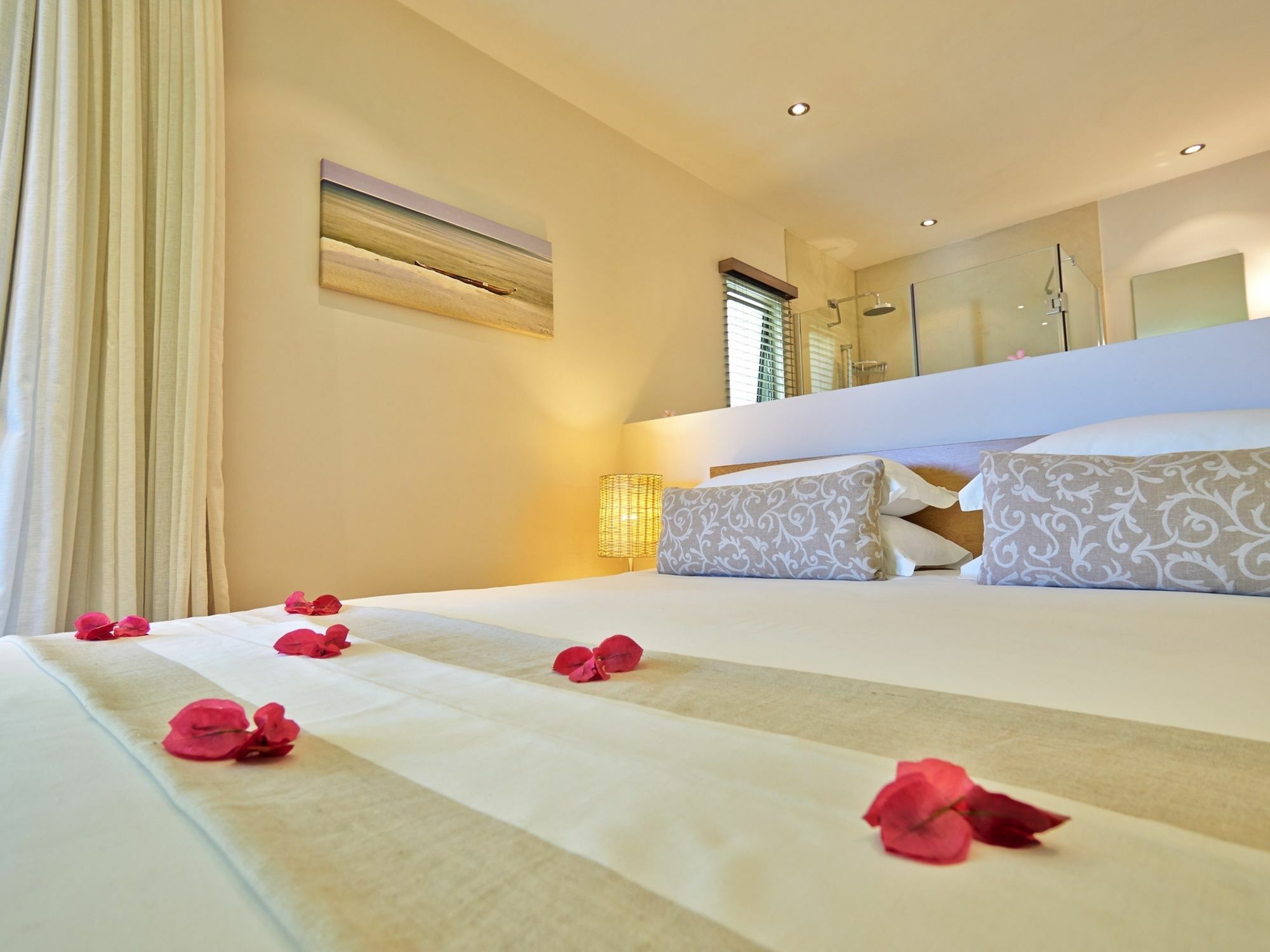 Bon Azur Beachfront & Penthouses With Lov Apartamento *