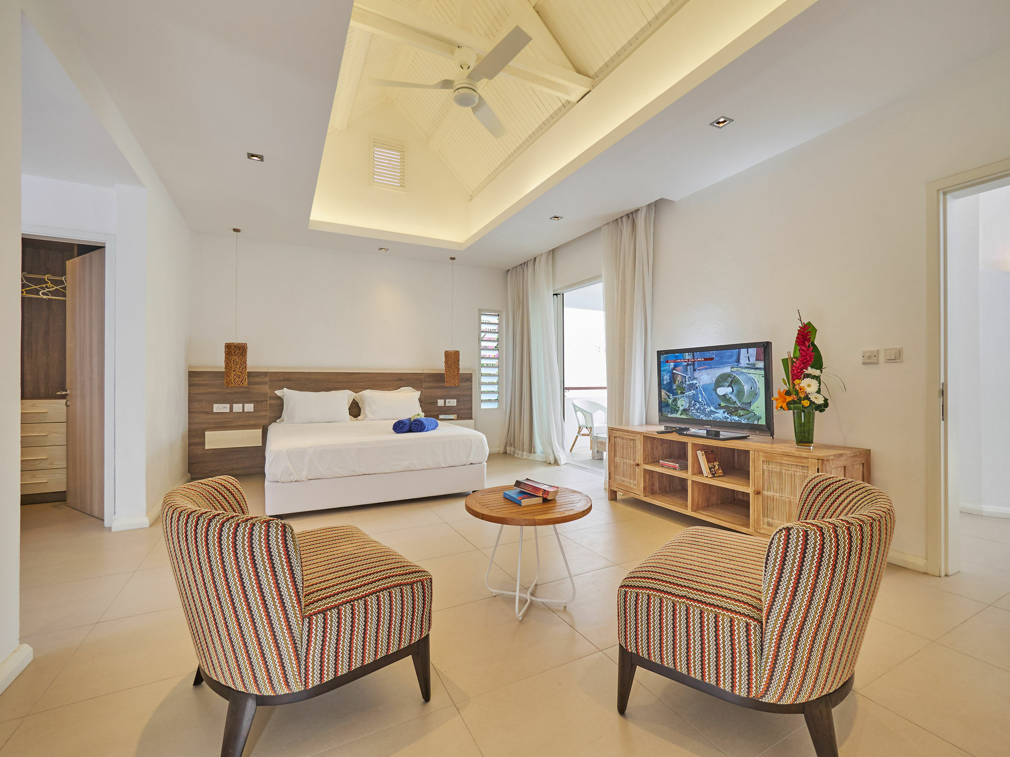 Le Beachclub 3* Pereybere Beach