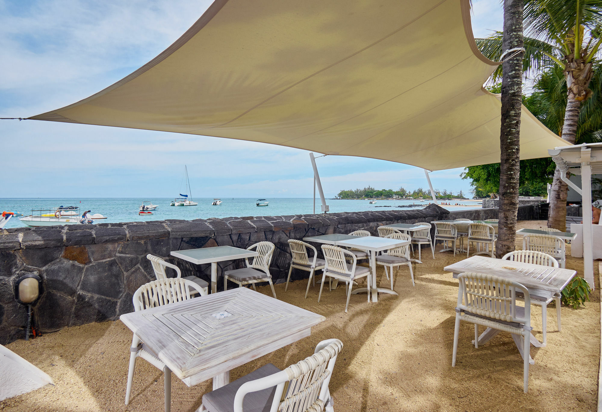 Le Beachclub Aparthotel Pereybere Beach