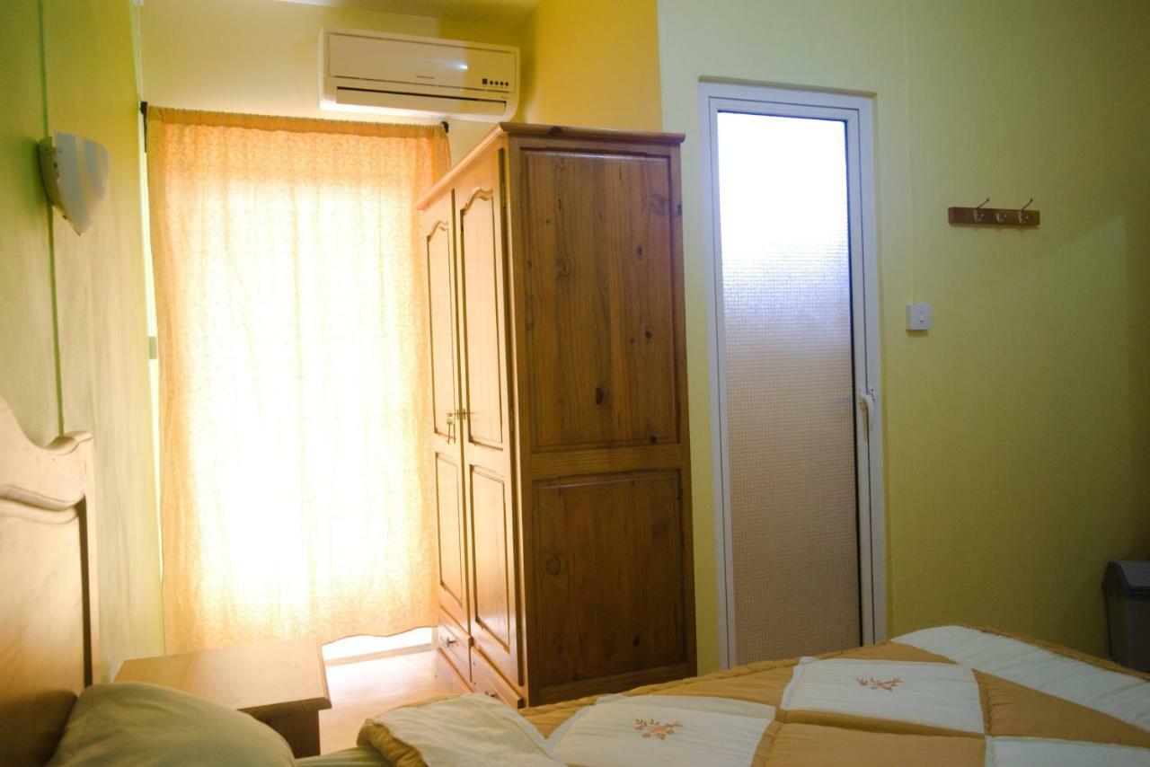 Le Rosier Guest house *