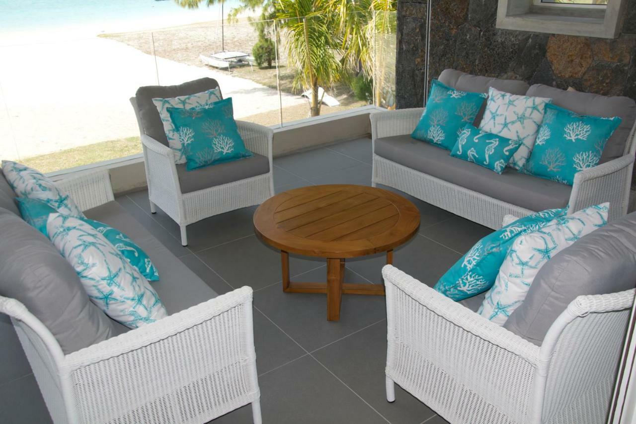 Apartment Summer Breeze Beachfront Luxury *