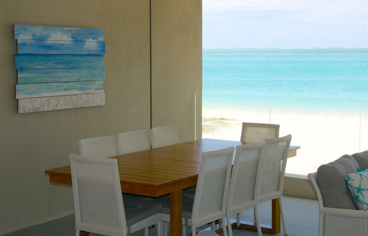 Apartment Summer Breeze Beachfront Luxury *