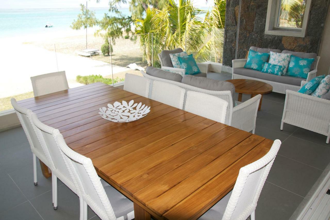 Summer Breeze Beachfront Luxury * Pointe D'Esny