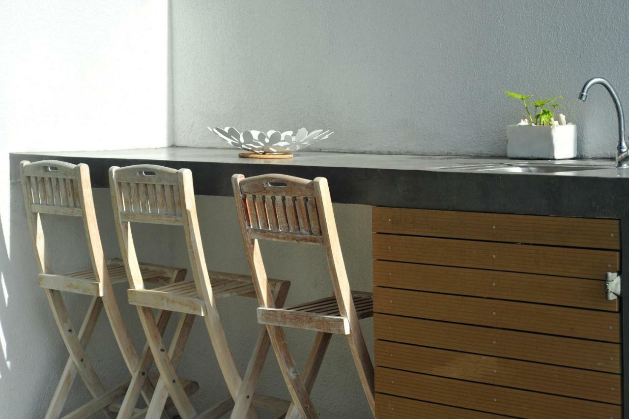 Cap Ouest Beachfront Luxury Penthouse & *