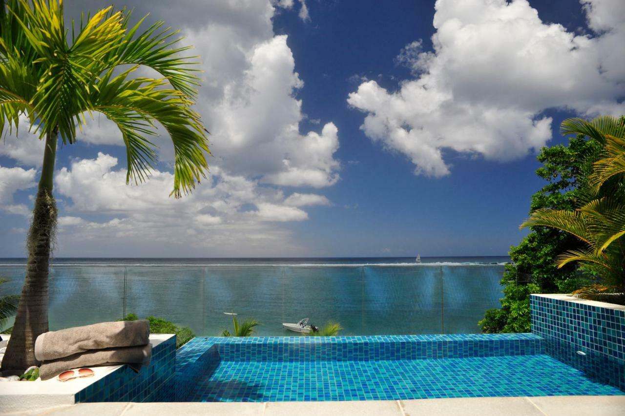 Cap Ouest Beachfront Luxury Penthouse & * Flic en Flac