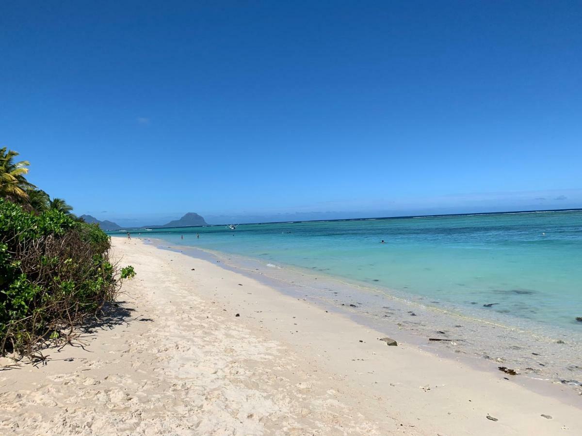 Cap Ouest Beachfront Luxury Penthouse & *