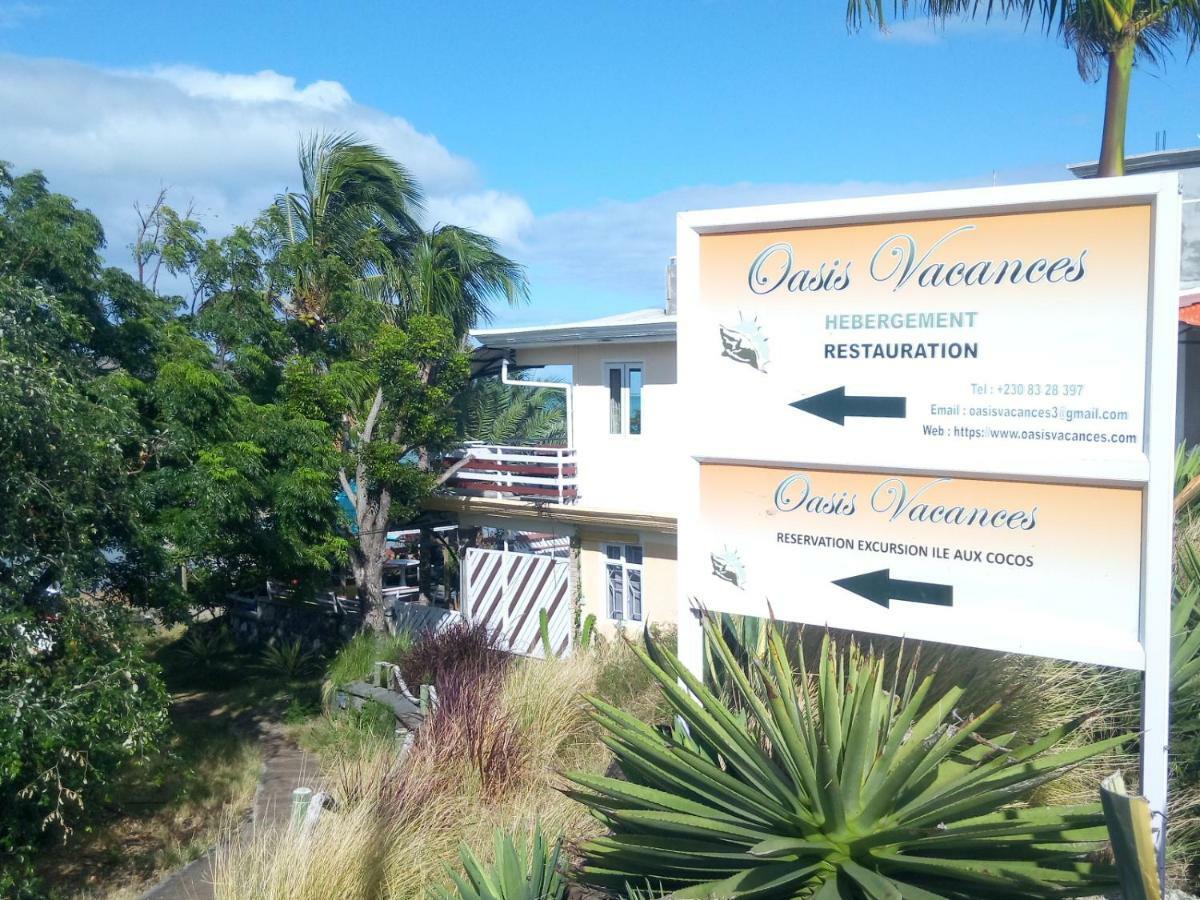 Oasis Inn La Ferme