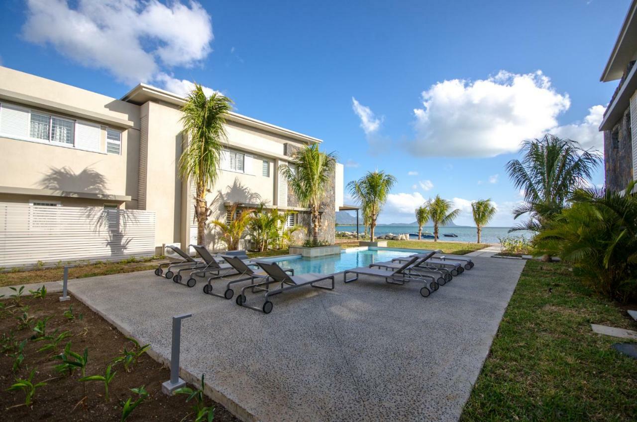 L'Escale 3 Bedrooms Sea View And Beachfront Suite By Dream Escapes *
