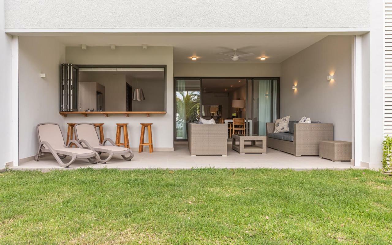 Caplage - Beachfront Ground Floor In Apartment