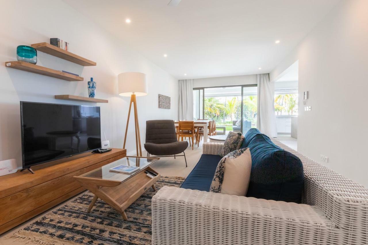 Caplage - Beachfront Ground Floor In