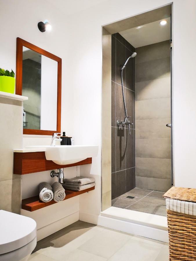 Apartment Avya's 113 At Ebene Square, Ebene