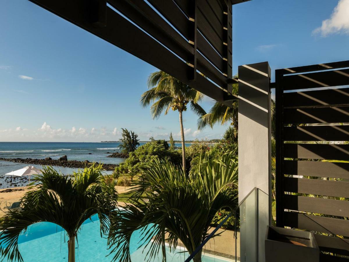 Beachfront & Pool Serviced With Stunning View - Closest To The Than Apartment