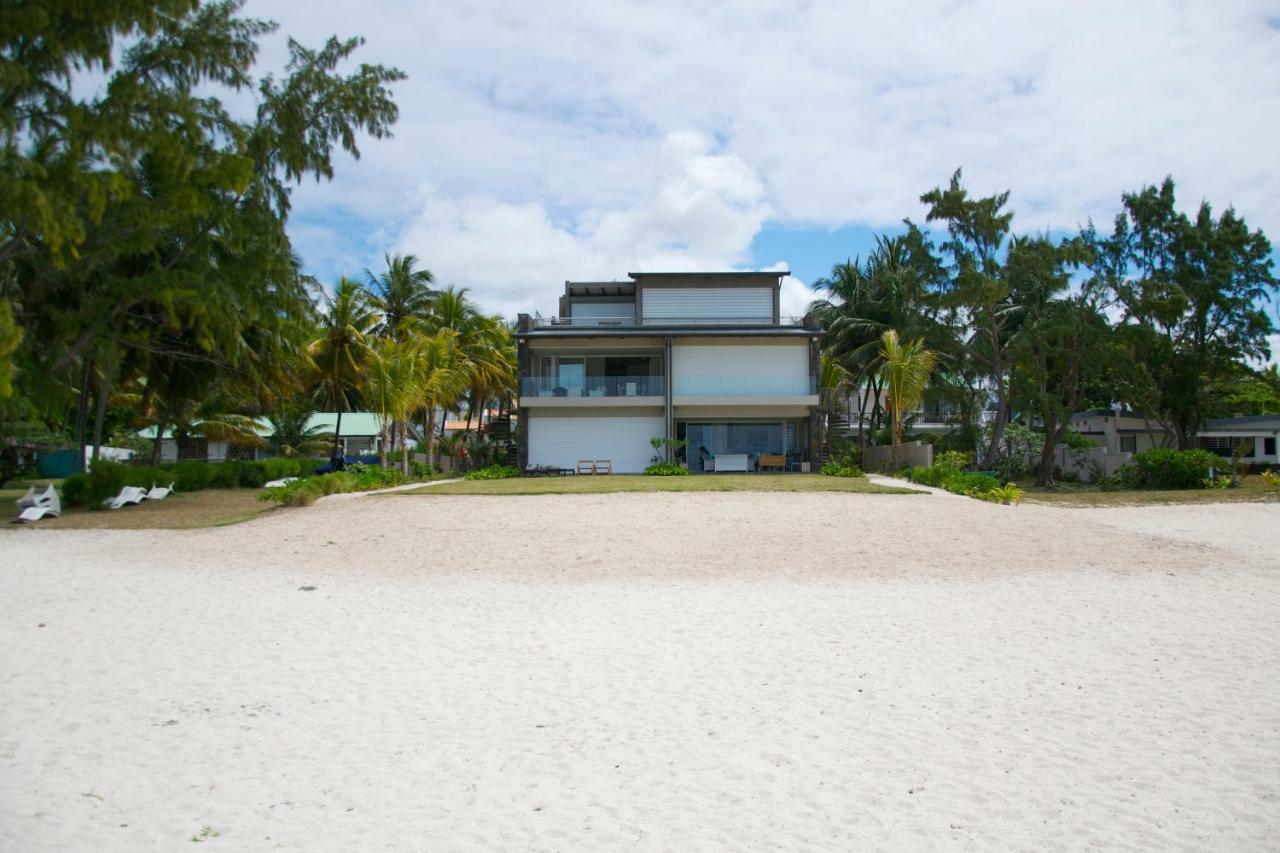 Summer Breeze Beachfront Luxury Apartment