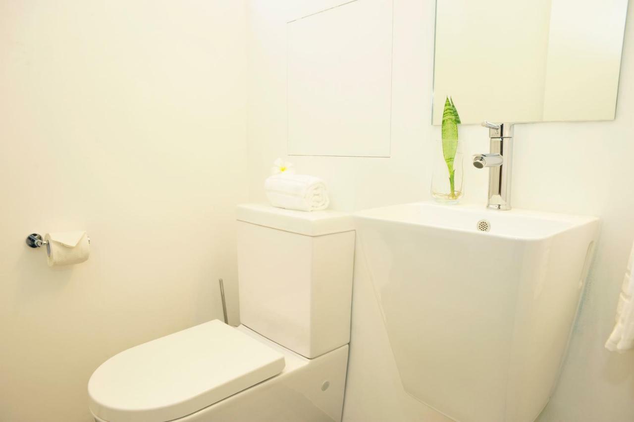 Obiches Luxury Beachfront Trou-aux-biches Apartment *