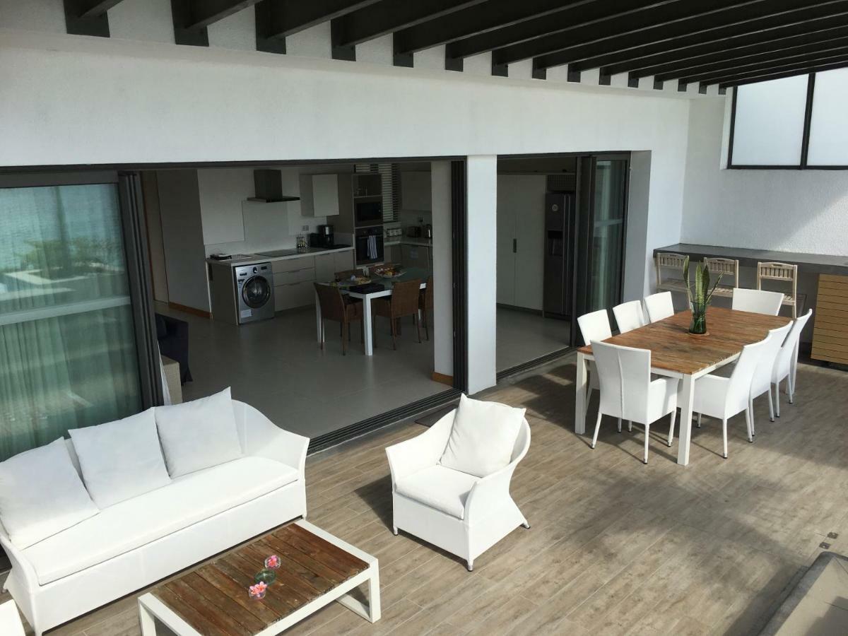 Apartment Cap Ouest Beachfront Luxury Penthouse &