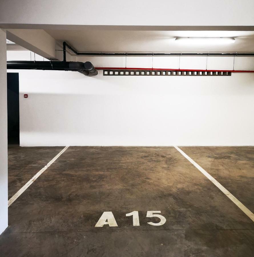 Avya's 113 At Ebene Square, Ebene * Quatre Bornes