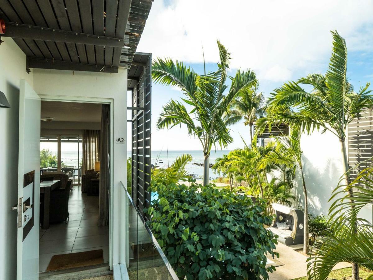 Apartment Beachfront & Pool Serviced With Stunning View - Closest To The Than Triolet