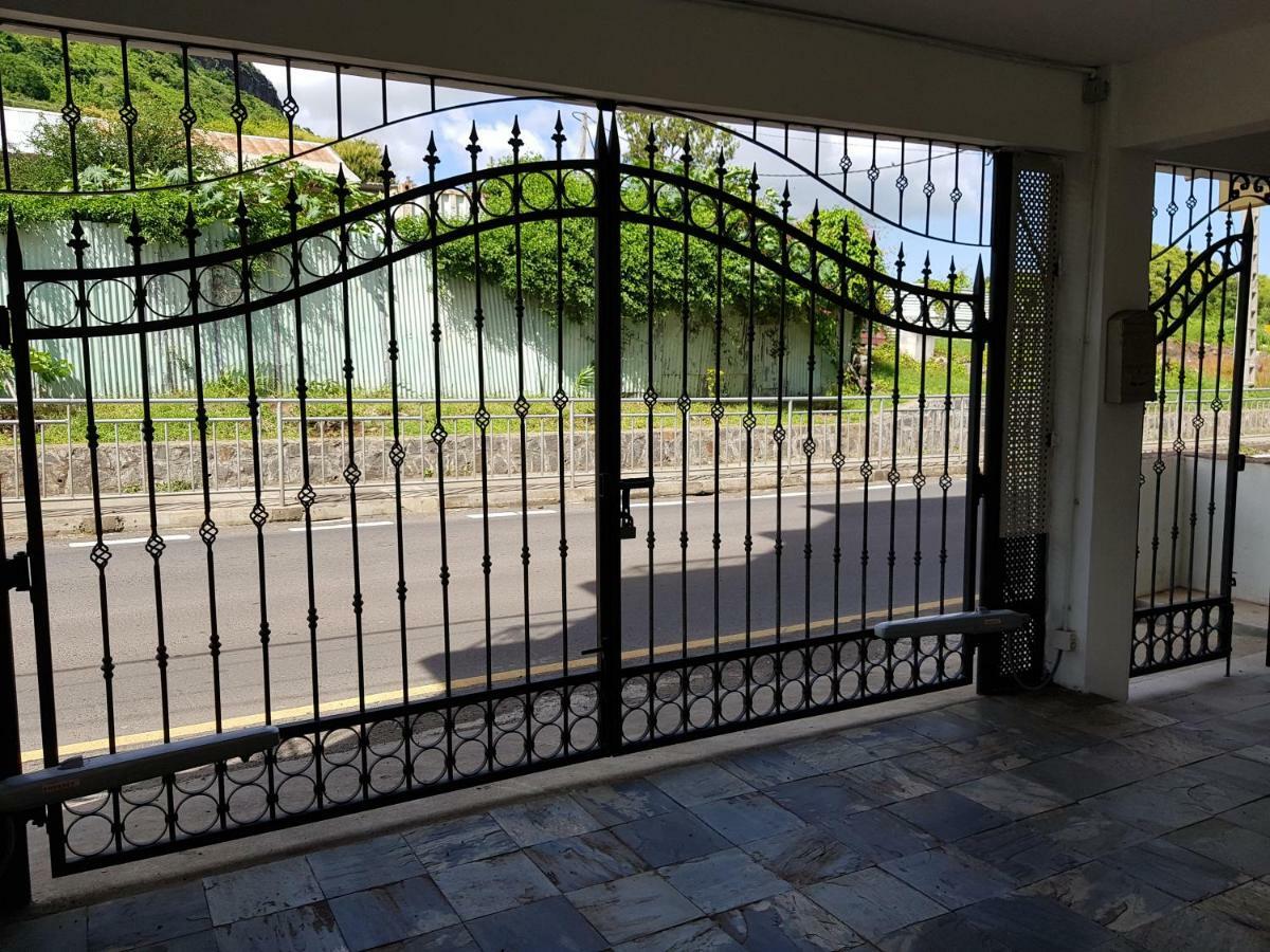 Mountview In *