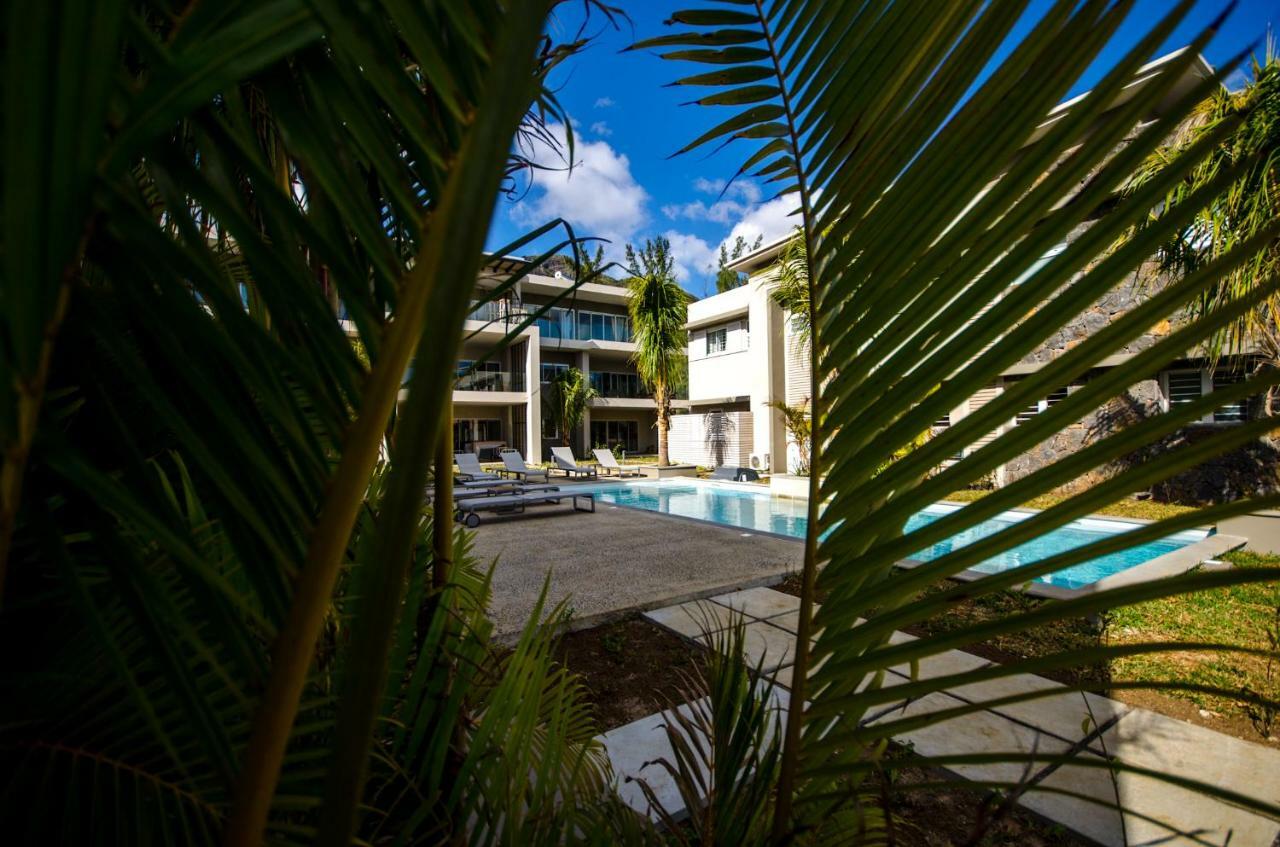 Apartment L'Escale 3 Bedrooms Sea View And Beachfront Suite By Dream Escapes