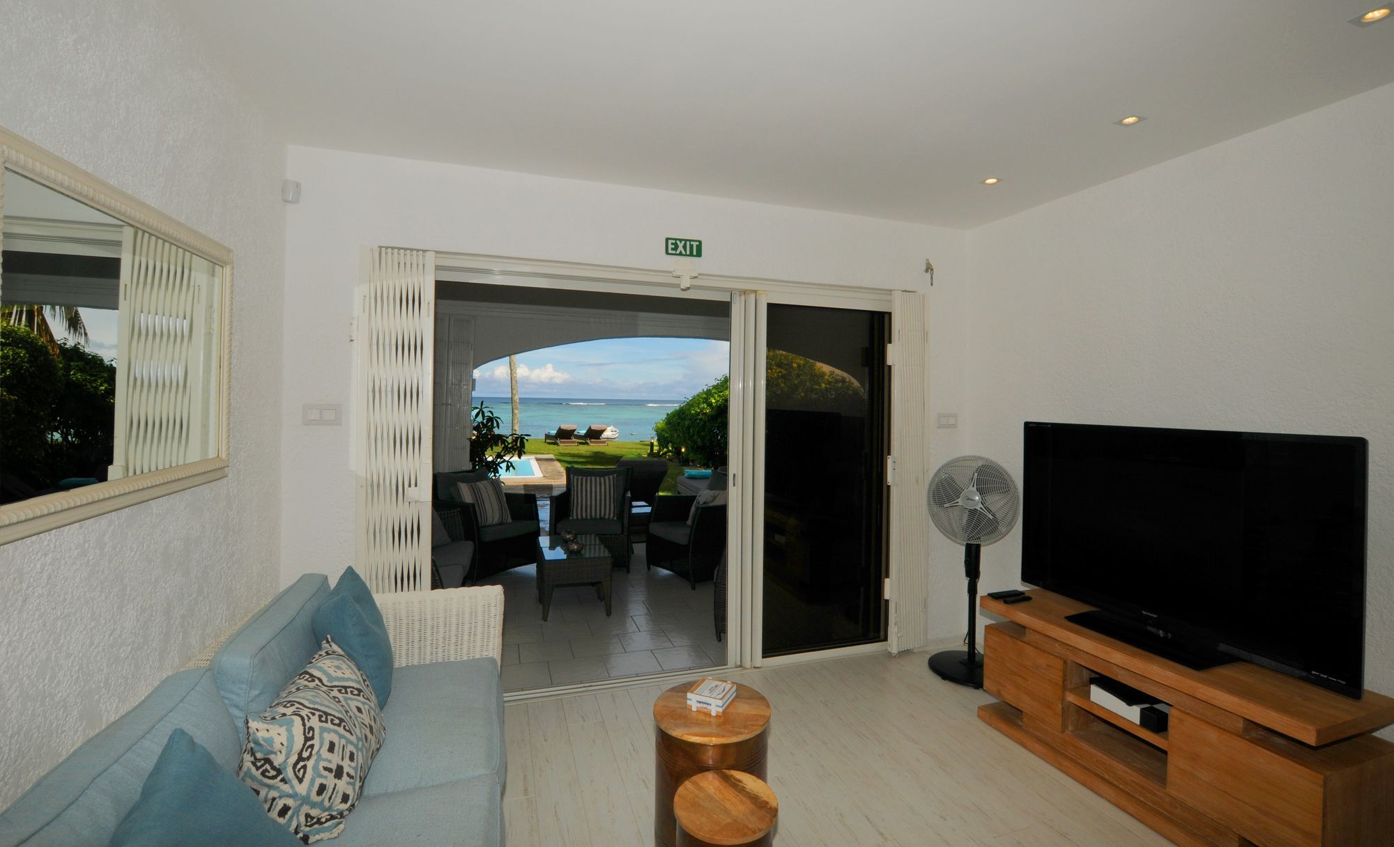 Caro's Beachfront Villa