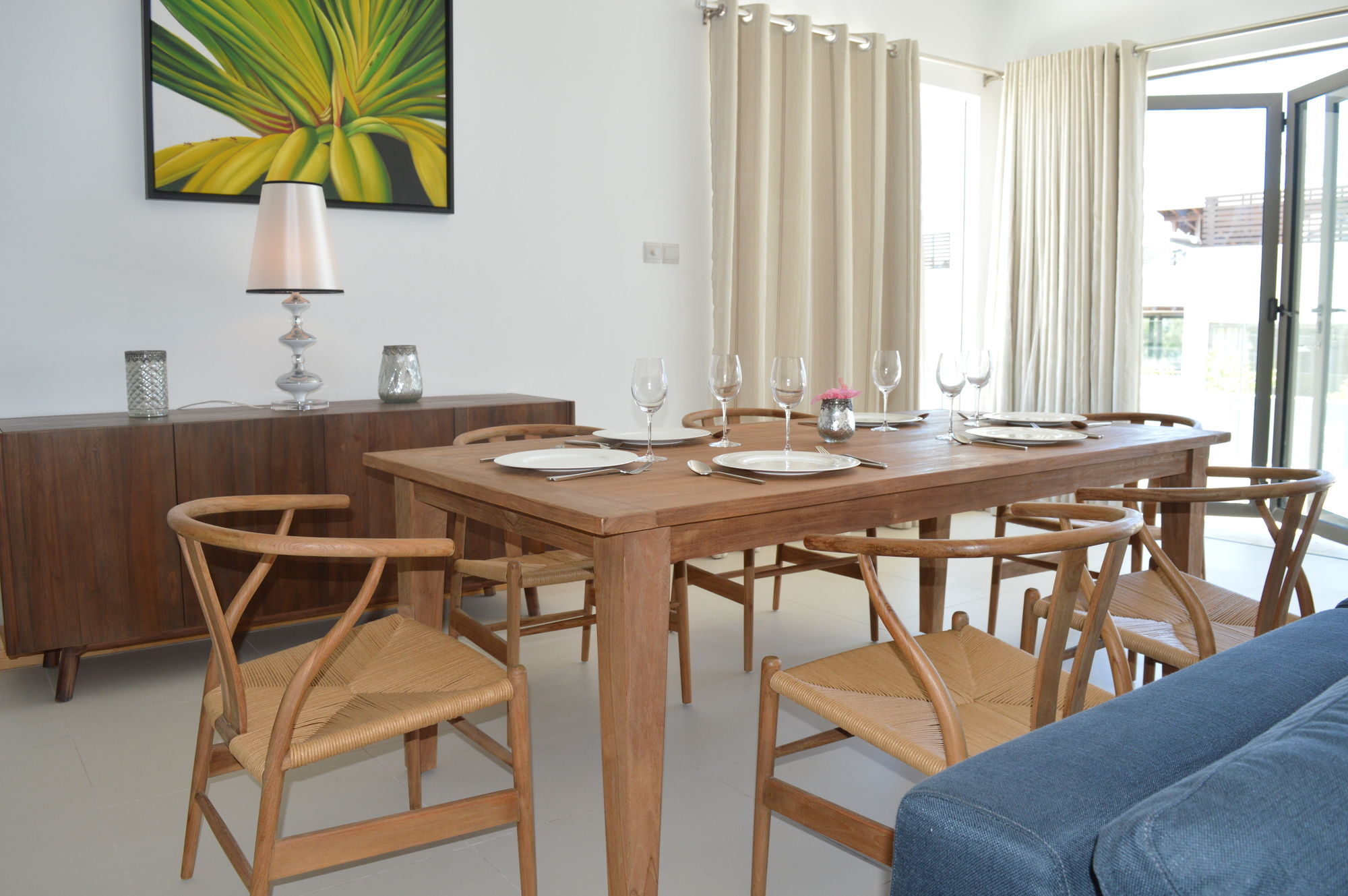 Rose Des Sables Beachfront Apartment *