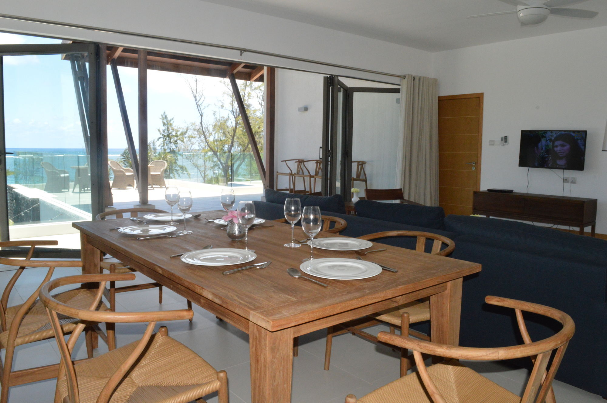Apartment Rose Des Sables Beachfront *