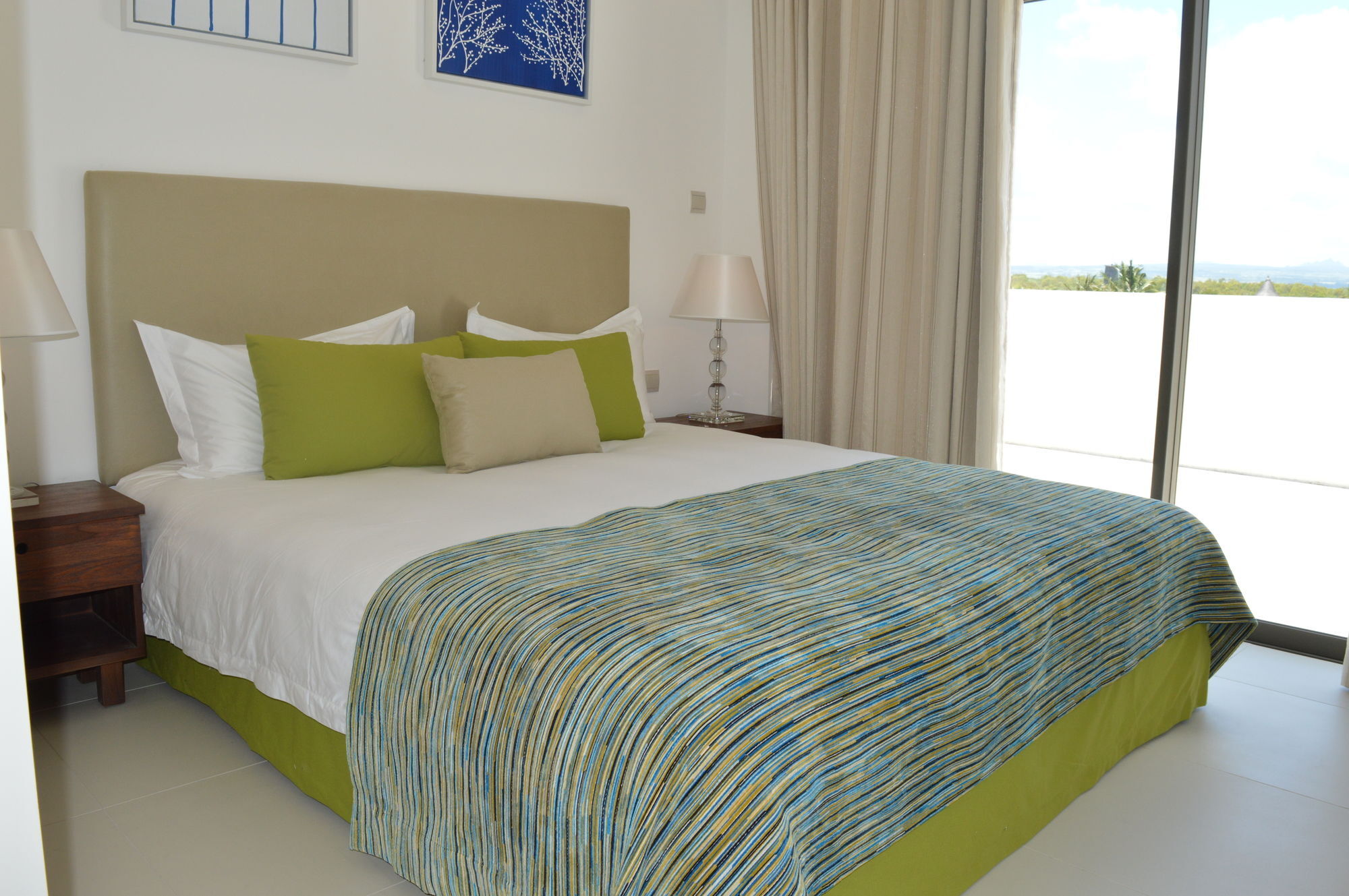 Rose Des Sables Beachfront