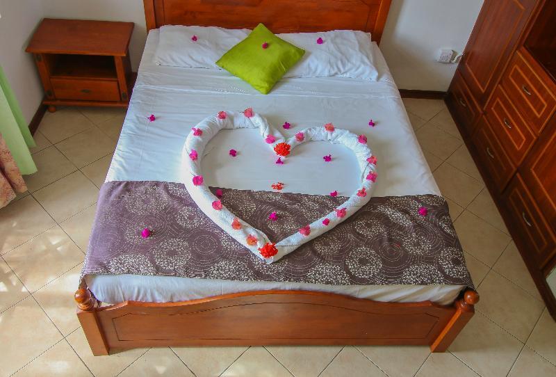 Aparthotel Elysee 3*