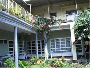 Le Saladier Guest house