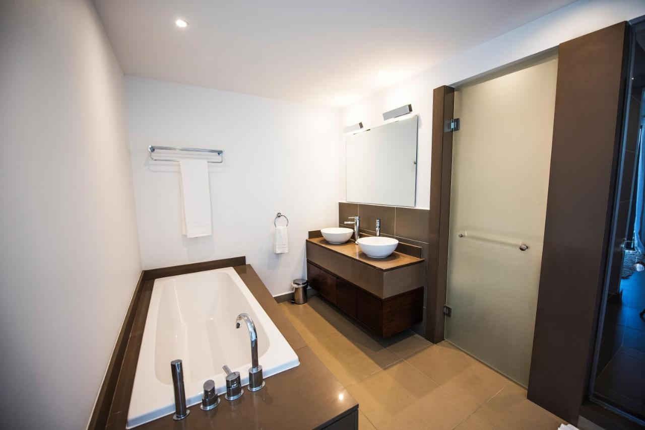 Azuri Residences & By Life In Blue *