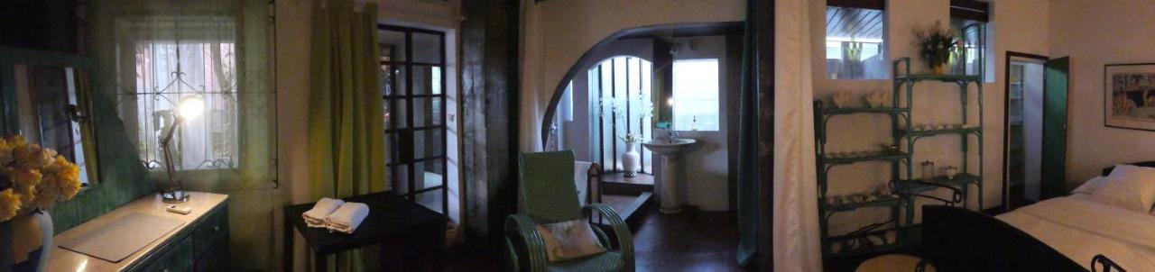 Manoir De La Citadelle Guest house *