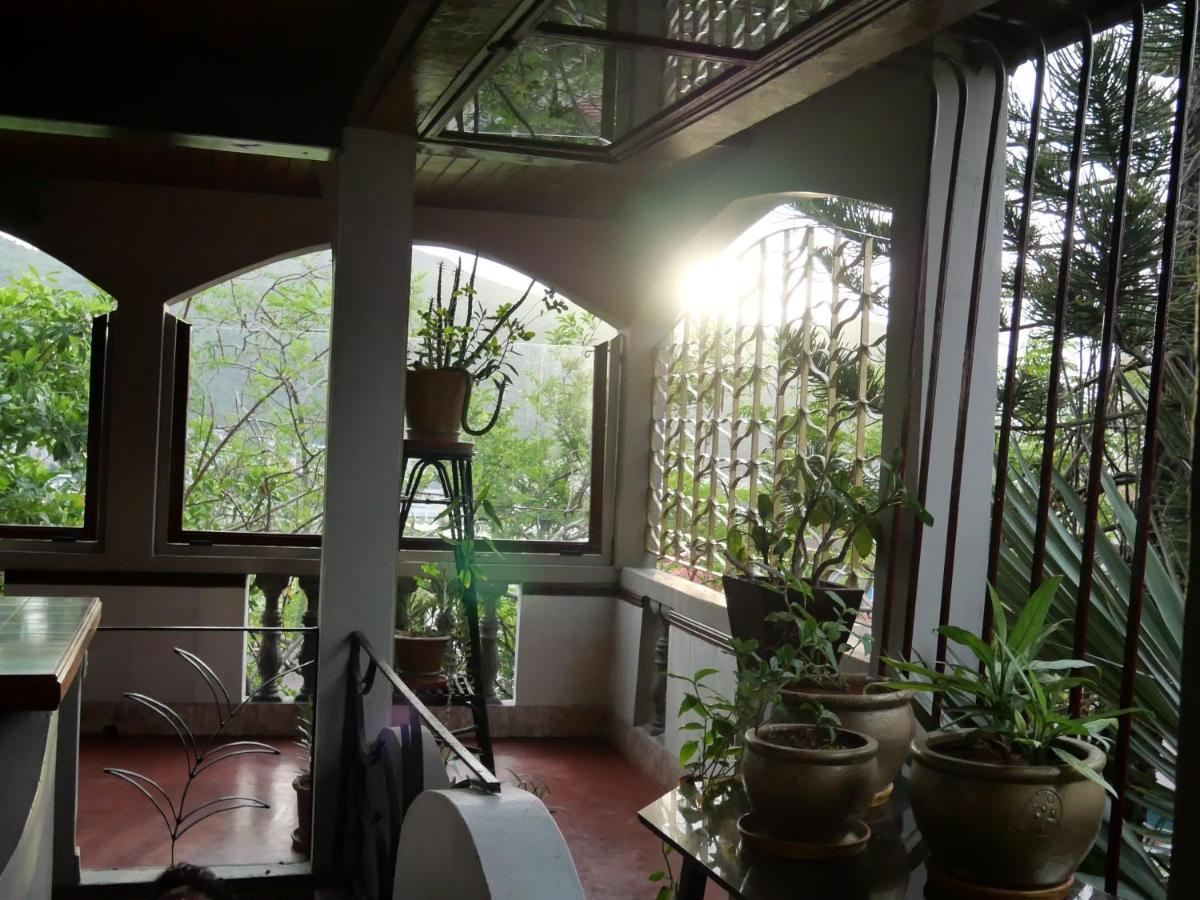 Manoir De La Citadelle Guest house Port Louis