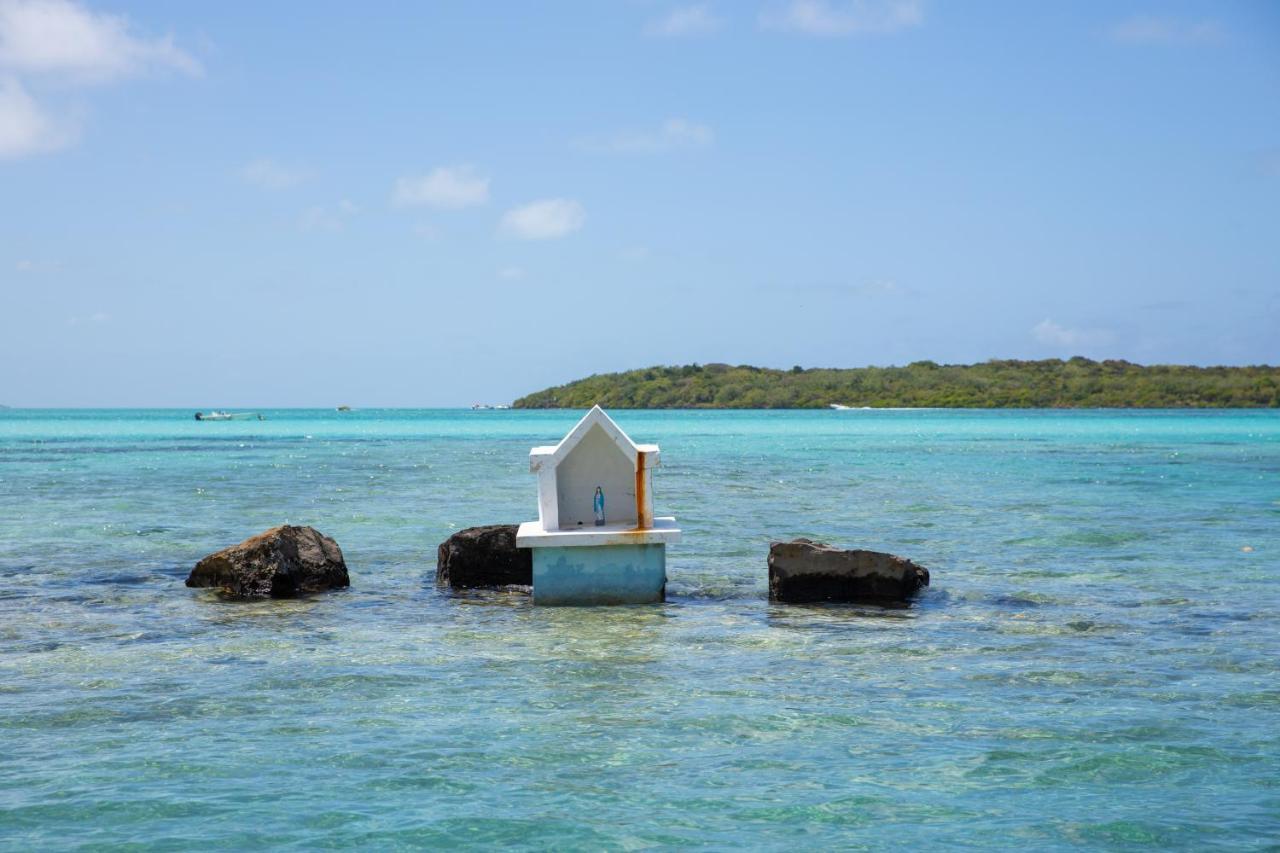Villa Veloutier Blanc Homes By Horizon Holidays
