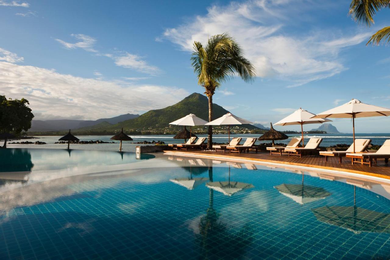 Resort Sands &