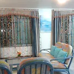 Casa Marina- Flic En Flac- En Face De La Mer-