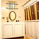 Spacious Apartment In Pereybere 100 M² With Shared Pool
