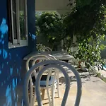 Bahama Breeze Beach Apartment
