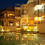 Le Cardinal Exclusive Resort