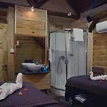 Sunset Reef Resort & Spa