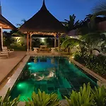 Villa 7 Hacienda Luxueuse & Exotique Piscine Privee Peyrebere