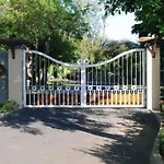Cape Garden Apartments