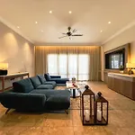 Maradiva Villas Resort And Spa