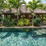 Villa Paradis