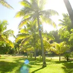 Ernestville 2 Beachfront Villa Pointe Aux Canonniers